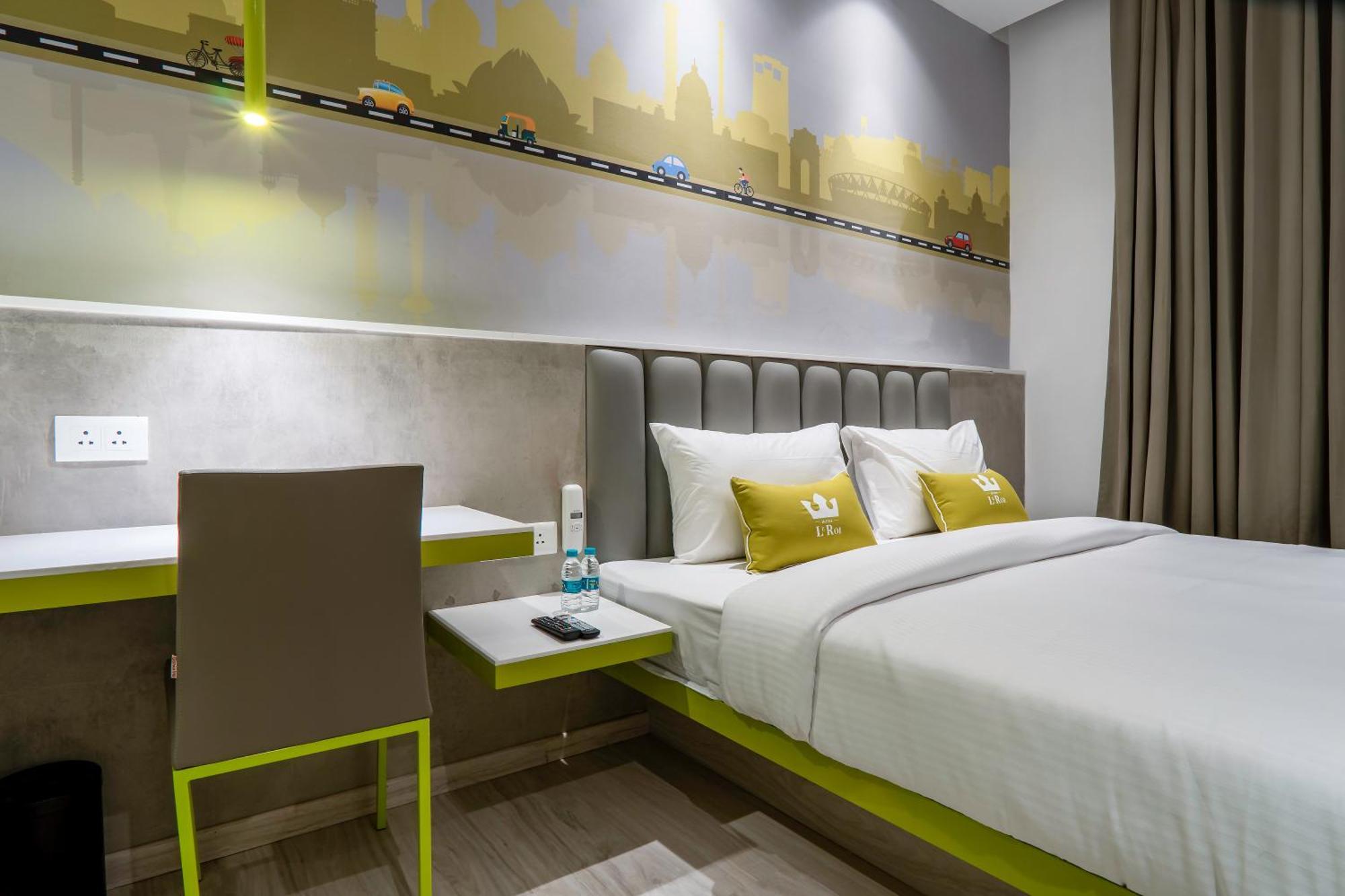 Hotel Le Roi Express Karol Bagh Delhi  Bagian luar foto